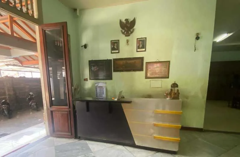 Dijual Hotel Bali 3 Lantai Kawasan Wisata Heritage Bersejarah di Peneleh, Genteng, Surabaya Pusat - Thumbnail 8