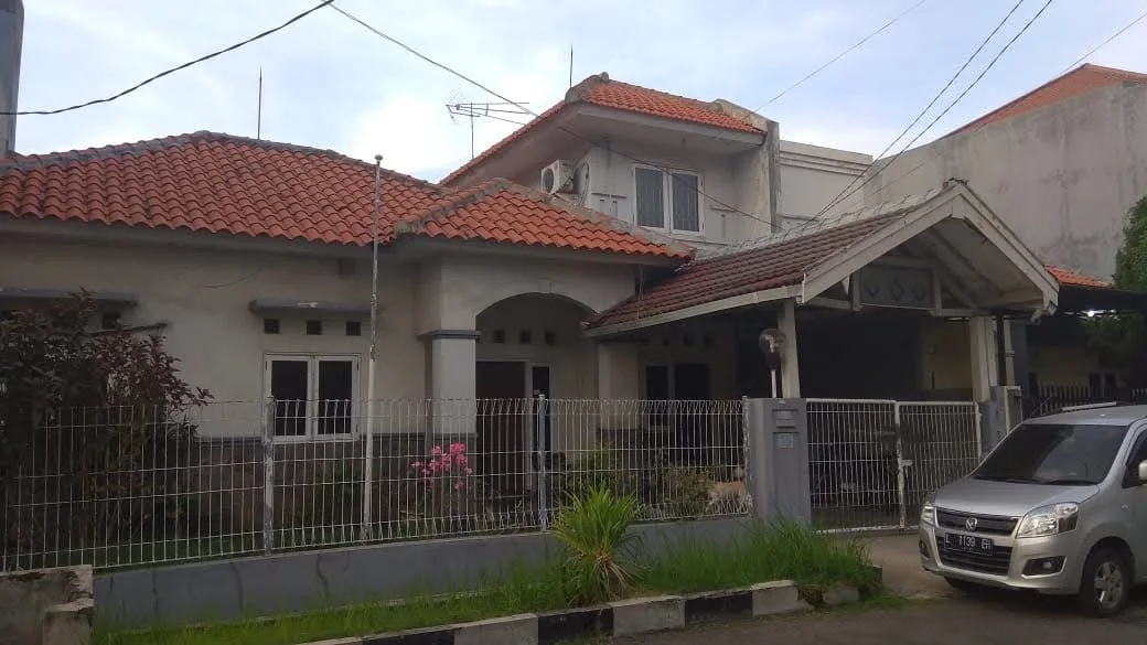 Dijual Murah Rumah Siap Huni di Nginden Intan Barat Surabaya Timur - Image 1