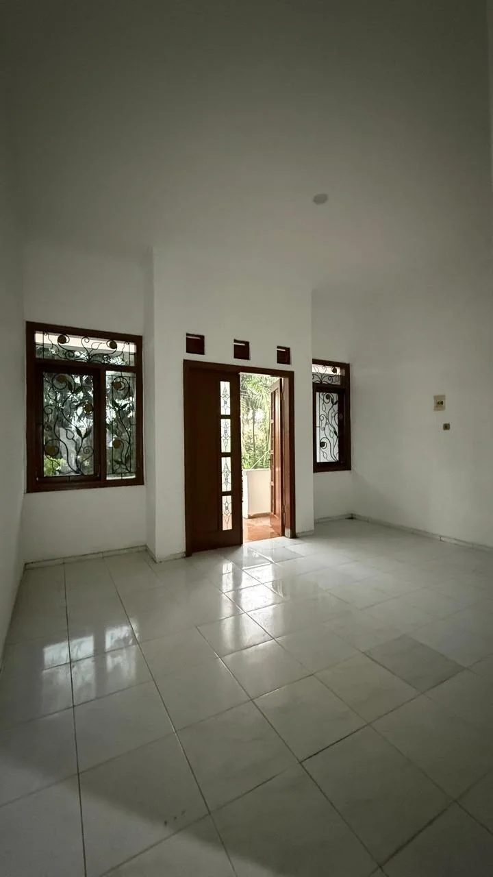 Dijual Ruko 2 Lantai Strategis Siap Untuk Usaha di Wilayah Permata Jingga Malang - Thumbnail 3