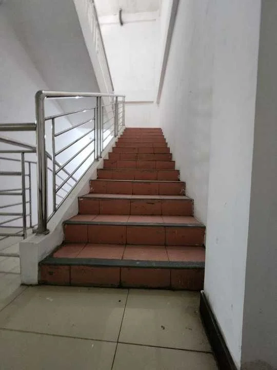 Disewakan 2 Ruko Strategis Cocok Untuk Usaha di Kawasan Kranggan Surabaya Pusat - Thumbnail 2