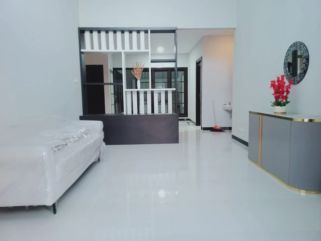 Dijual/Disewakan Rumah Nyaman di Fullerton Citraland Surabaya Barat - Thumbnail 2