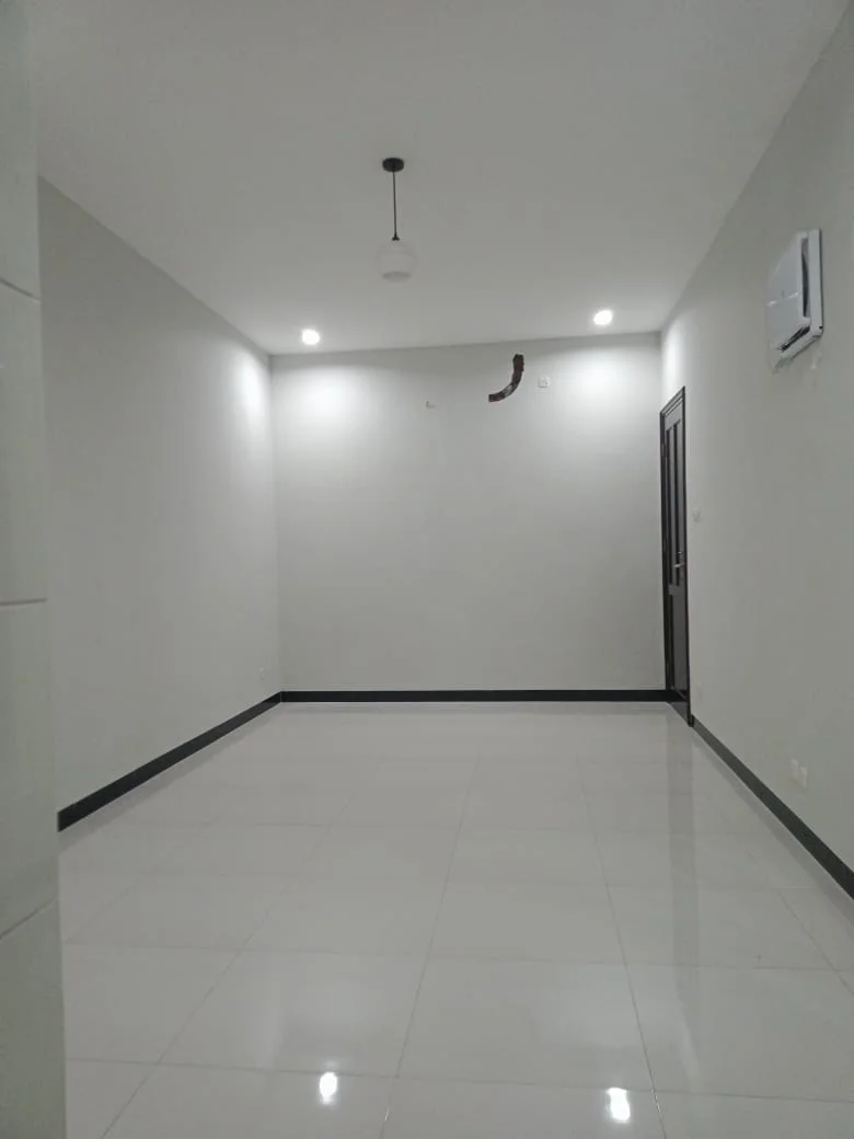 Dijual/Disewakan Rumah Nyaman di Fullerton Citraland Surabaya Barat - Thumbnail 4
