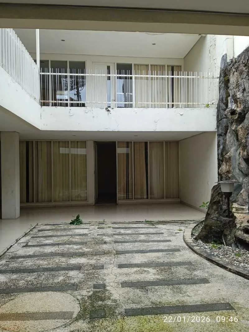 Disewakan Rumah Usaha Pusat Kota Wilayah Bengawan Surabaya Pusat - Thumbnail 3