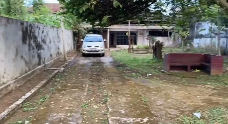 Dijual Rumah Hitung Tanah Murah Strategis di Jl. Raya Surabaya - Lawang Malang - Thumbnail 2