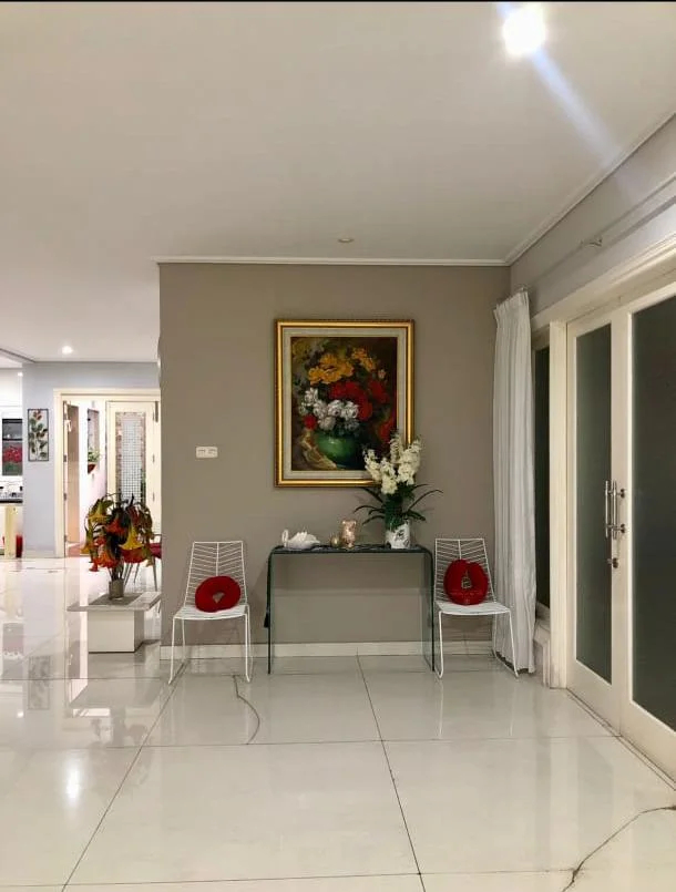 DiJual Rumah Mewah Siap Huni Wilayah Graha Family Surabaya Barat - Thumbnail 2