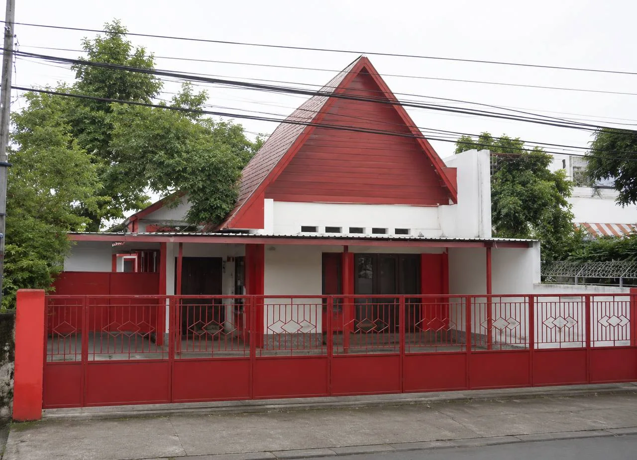 Disewakan Rumah Usaha Komersial di Arjuna Surabaya Pusat - Thumbnail 2