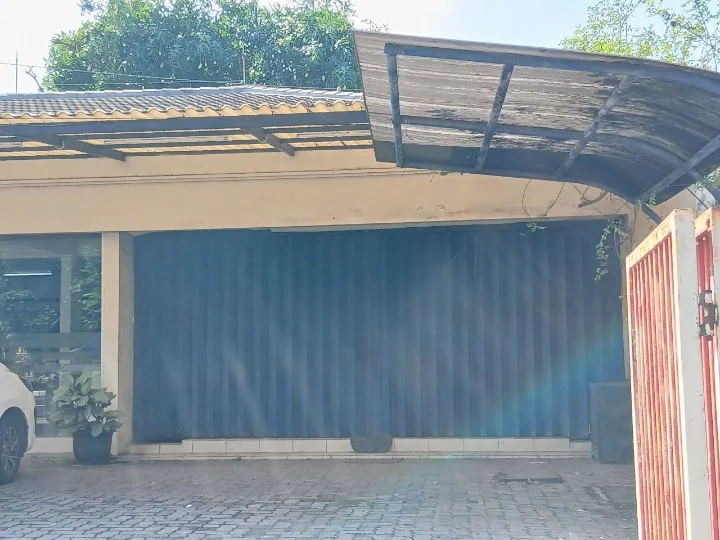 Disewakan Ruko Strategis Murah Dengan Harga Sewa 125JT/Tahun di Jalan Raya Jemursari Surabaya Selatan - Image 1