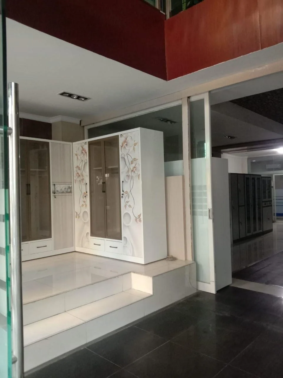 Dijual Ruko Lokasi Strategis Area Komersil Kramat Gantung Surabaya Pusat - Image 1