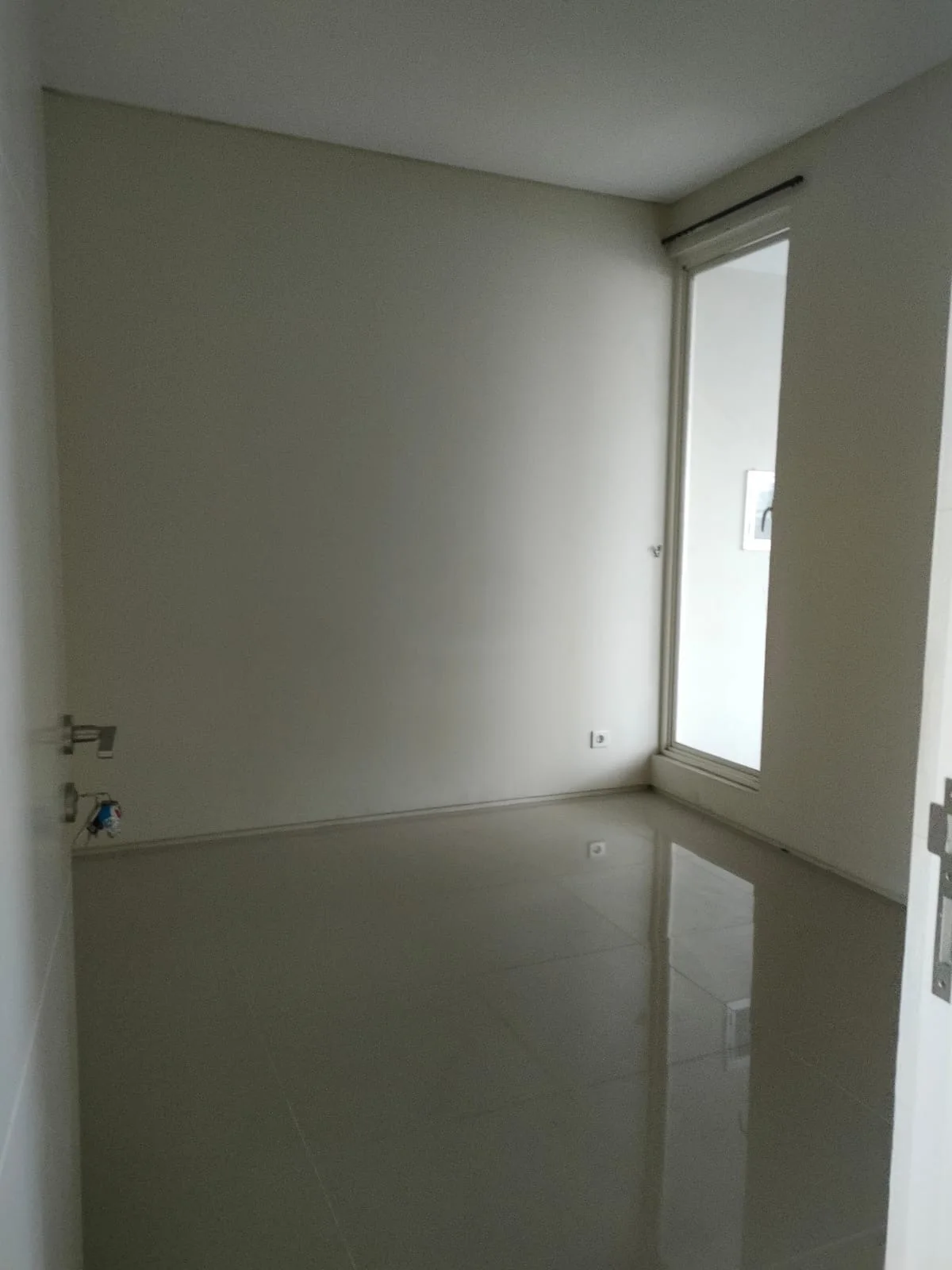 Disewakan Rumah Siap Huni Northwest Park Citraland Surabaya Barat - Thumbnail 2
