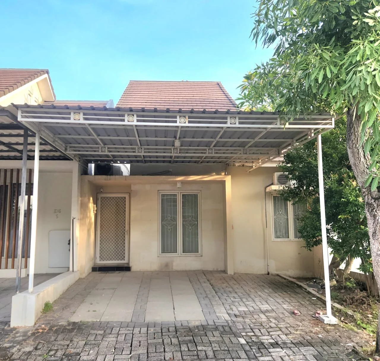 Dijual Cepat Rumah di Palma Clasica Citraland Utara Surabaya Barat - Image 1