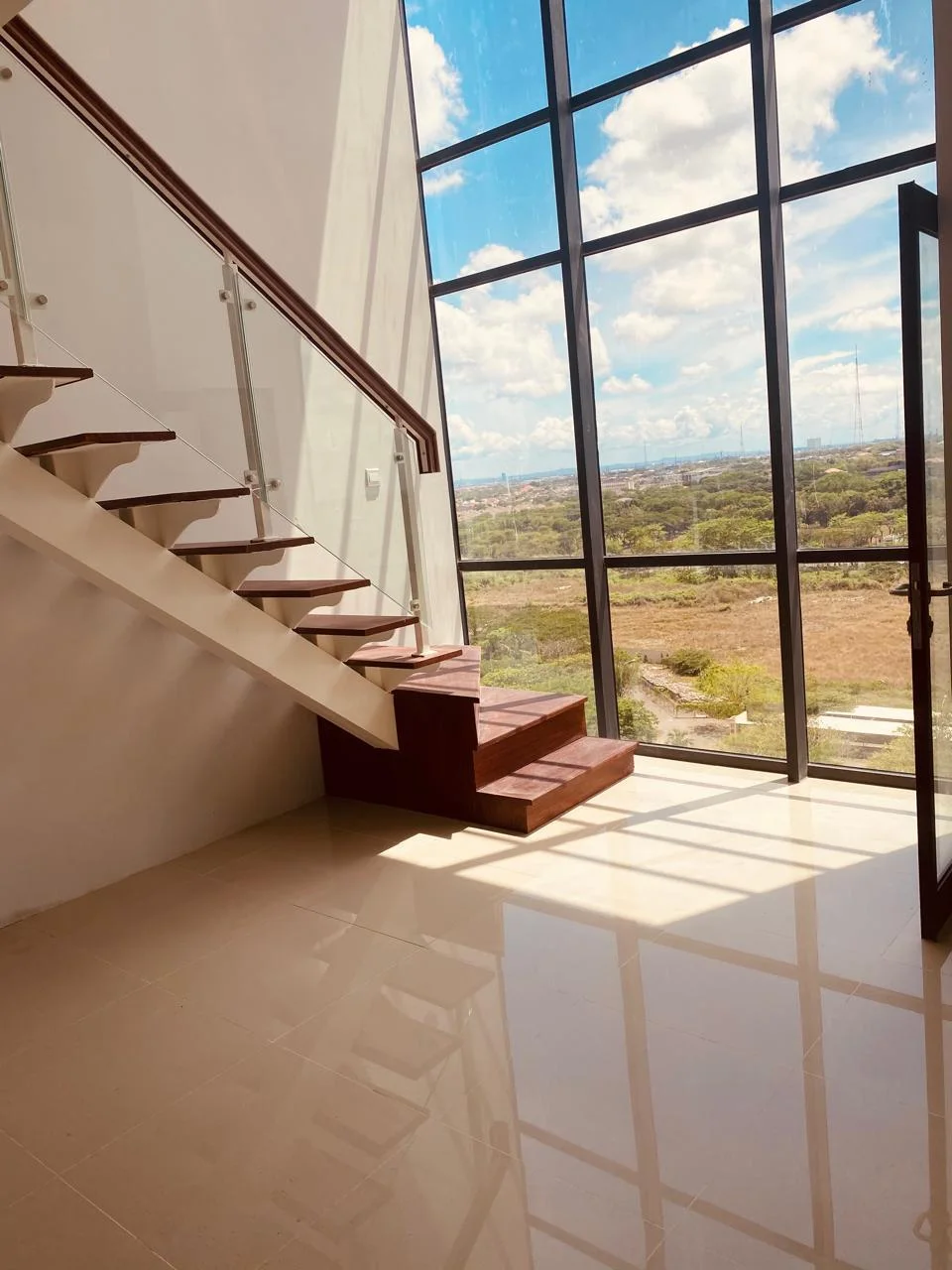 Dijual Apartemen Soho Denver UC (Universe City) Surabaya Barat - Image 1