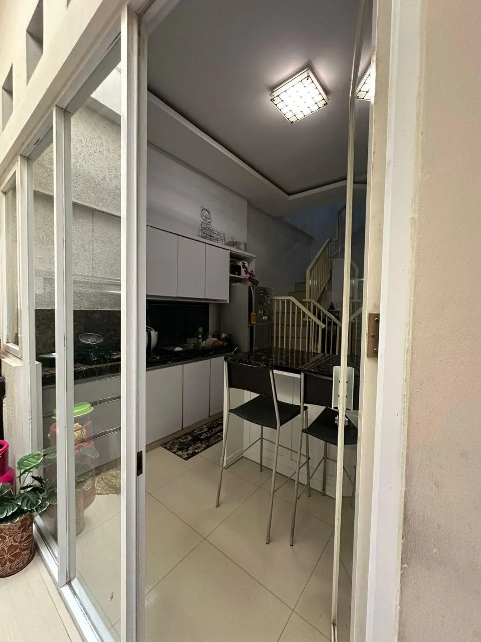 Jual Rumah 2 Lantai Minimalis Taman Pondok Indah Wiyung Siap Huni Lokasi Strategis Surabaya Barat - Thumbnail 2