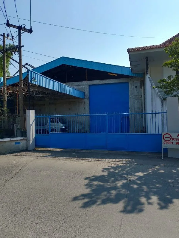 Dijual Tanah dan 3 Gudang Lokasi Strategis Kawasan Industri Aktif Driyorejo Gresik - Image 1