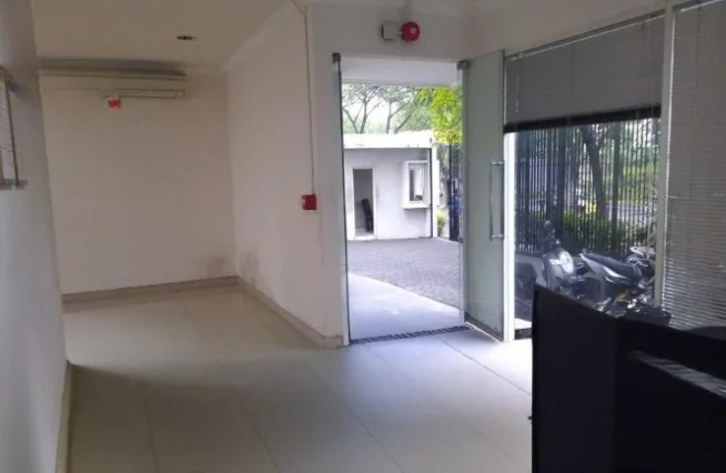 Dijual Rumah Usaha Cocok Untuk Kantor Citra Raya Bukit Golf Citraland Surabaya Barat - Thumbnail 2