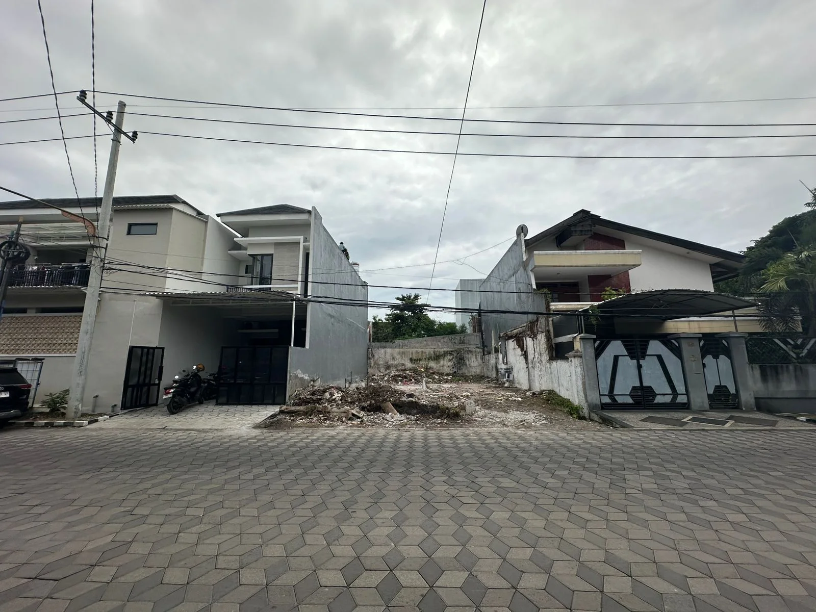 Jual 2 Kavling Jejer Murah Strategis Kutisari Indah Utara Surabaya