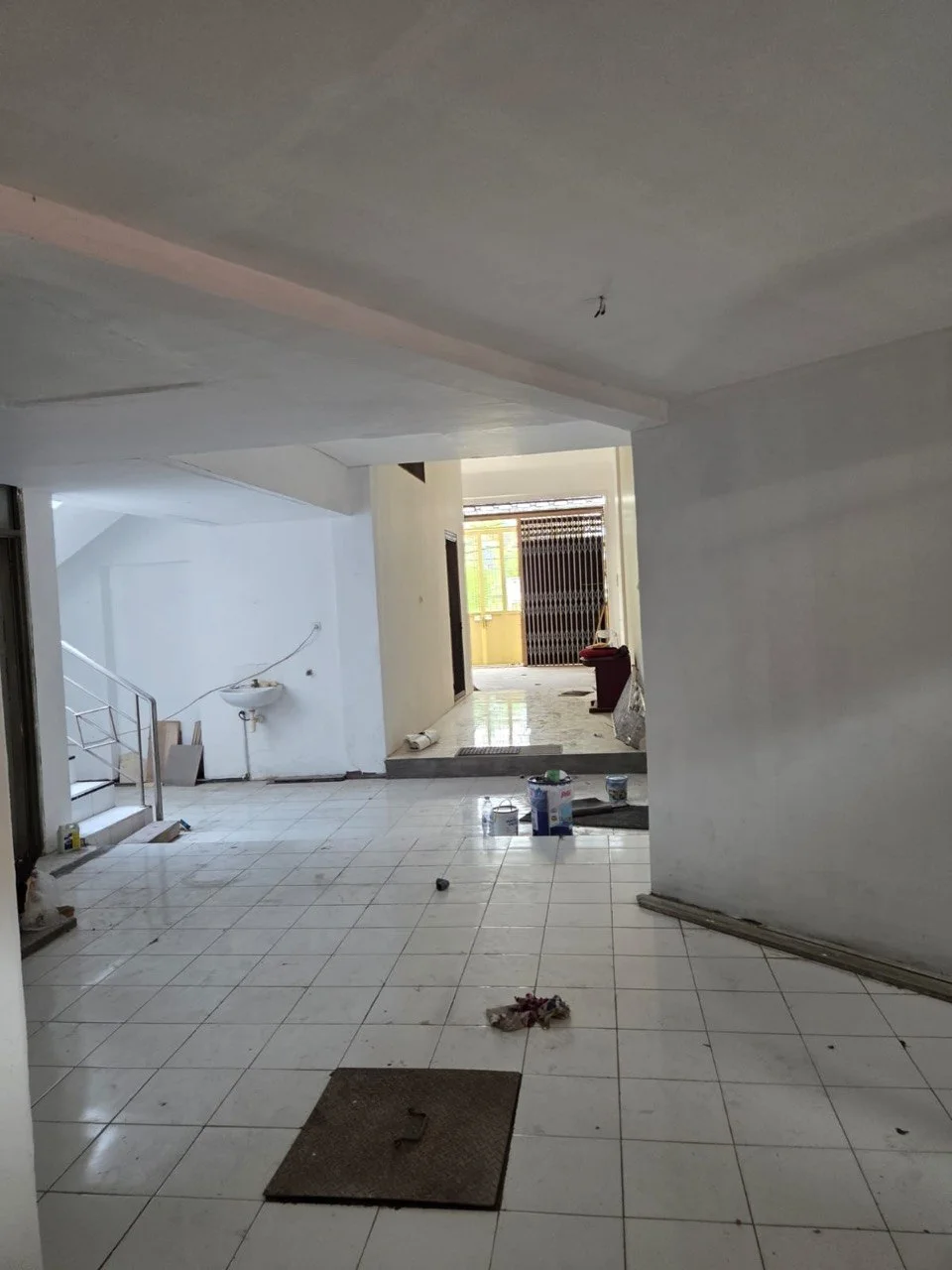 Disewakan Rumah Besar dan Murah di Krembangan Surabaya Utara - Thumbnail 3
