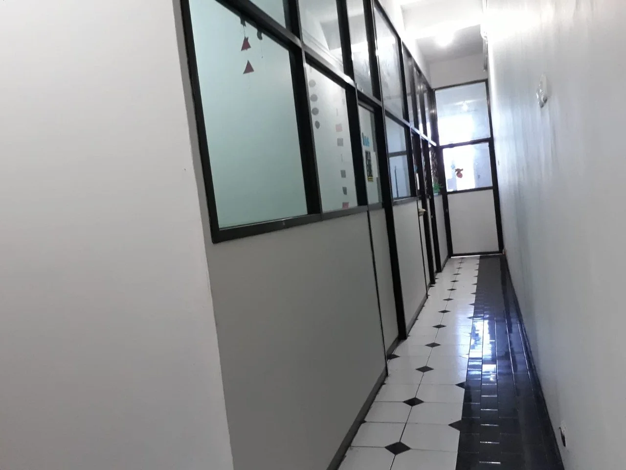 Dijual Ruko 3 Lantai Strategis di Jalan Bratang Wetan Surabaya Timur - Thumbnail 3