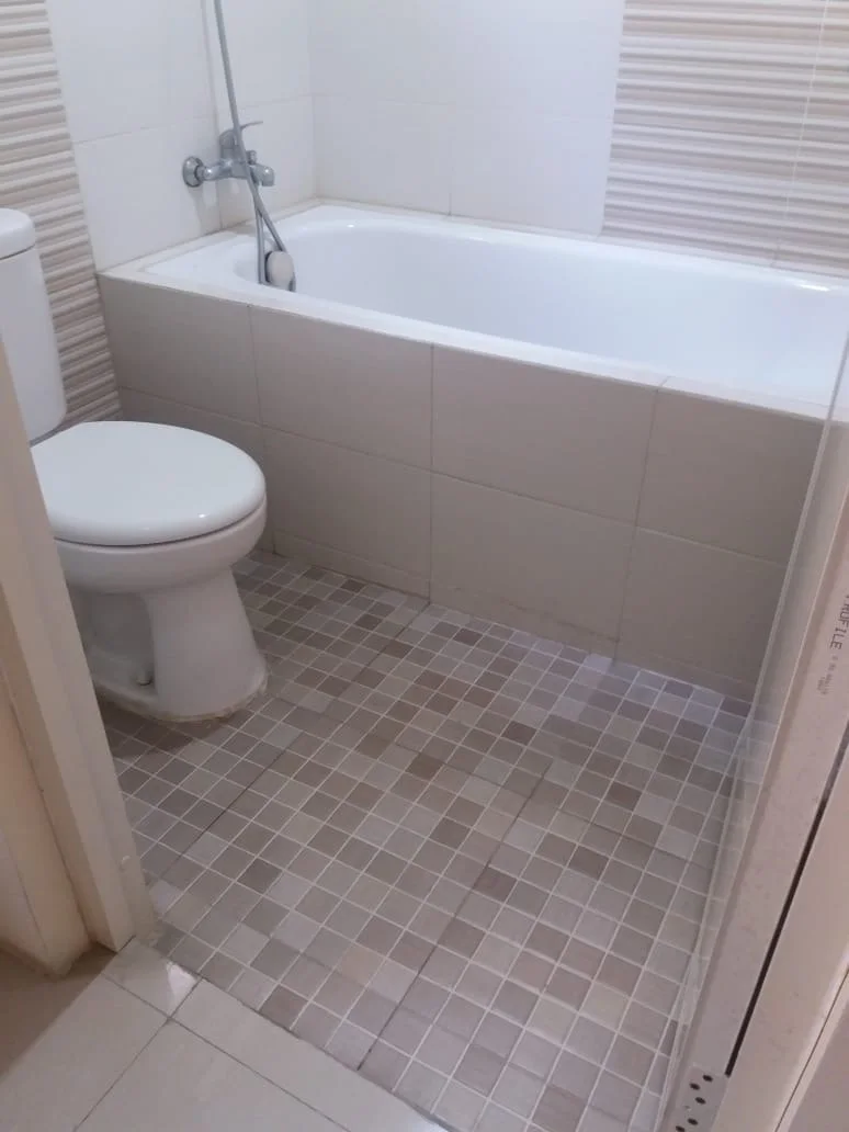 Dijual Rumah Full Furnished di New Vancouver Puri Surya Jaya, Sidoarjo - Thumbnail 2