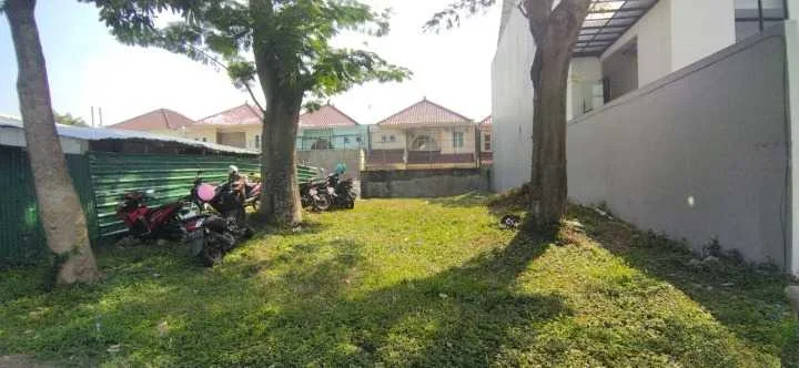 Disewakan Tanah Kavling Lokasi Istimewa di Royal Park Citraland Surabaya Barat - Image 1