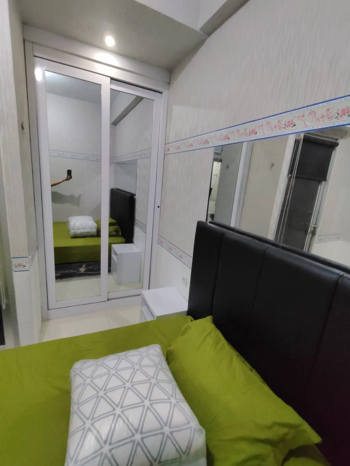 Dijual Apartement 1BR Terawat Siap Huni di Gunawangsa Tower B Surabaya Pusat - Image 1
