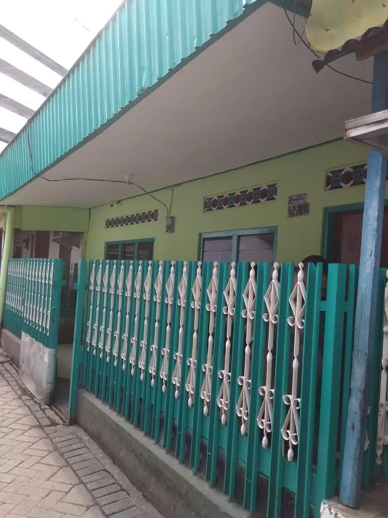 Dijual Murah Rumah Strategis di Kapasan Surabaya Utara - Image 1