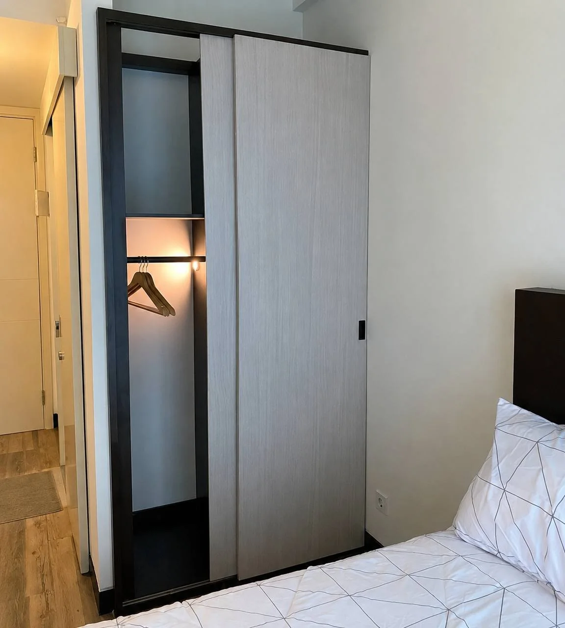 Disewakan Apartemen Amor, Surabaya Timur - Image 1