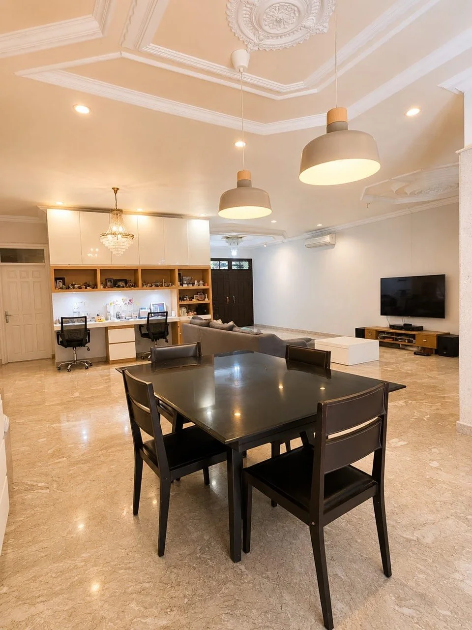 Dijual Rumah Premium di Kawasan Darmo Permai Selatan, Surabaya Barat - Thumbnail 5