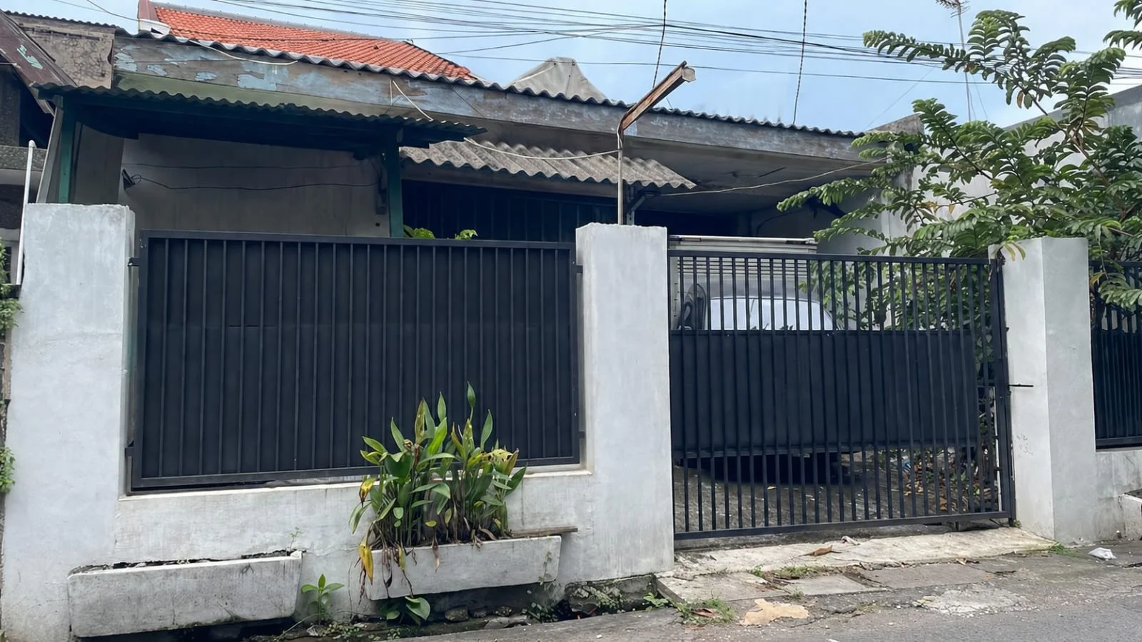 Jual Rumah 1 Lantai Pacar Kembang Siap Huni Lokasi Strategis Surabaya, Murah