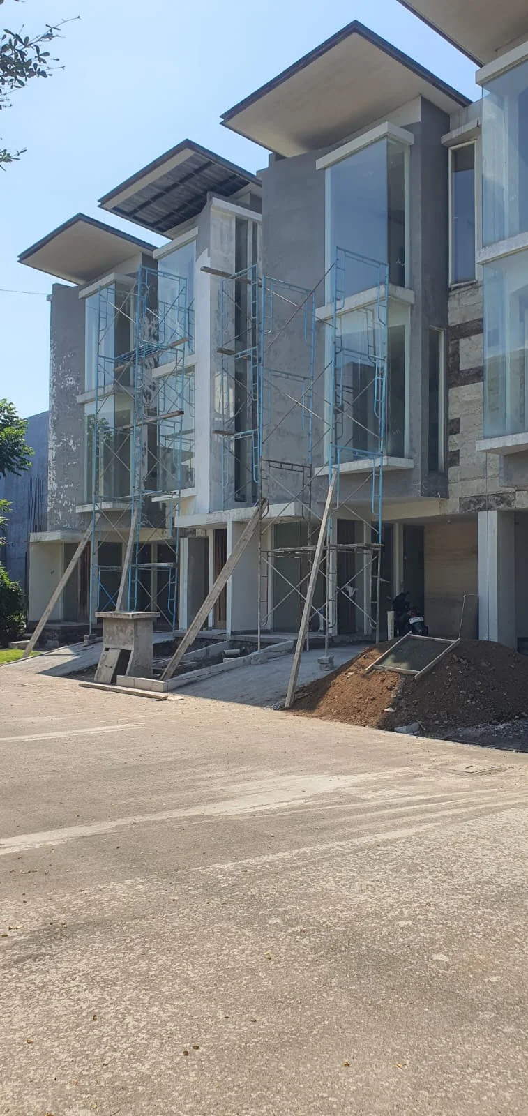 Jual Rumah 3 Lantai Baru Gress Modern Minimalis Lokasi Strategis Gunung Anyar Surabaya Selatan - Thumbnail 3
