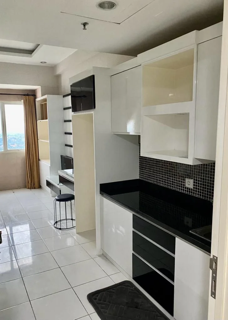 Disewakan Apartemen Berkeley yang Berlokasi Strategis di Kawasan Kampus Ciputra, Surabaya Barat - Image 1