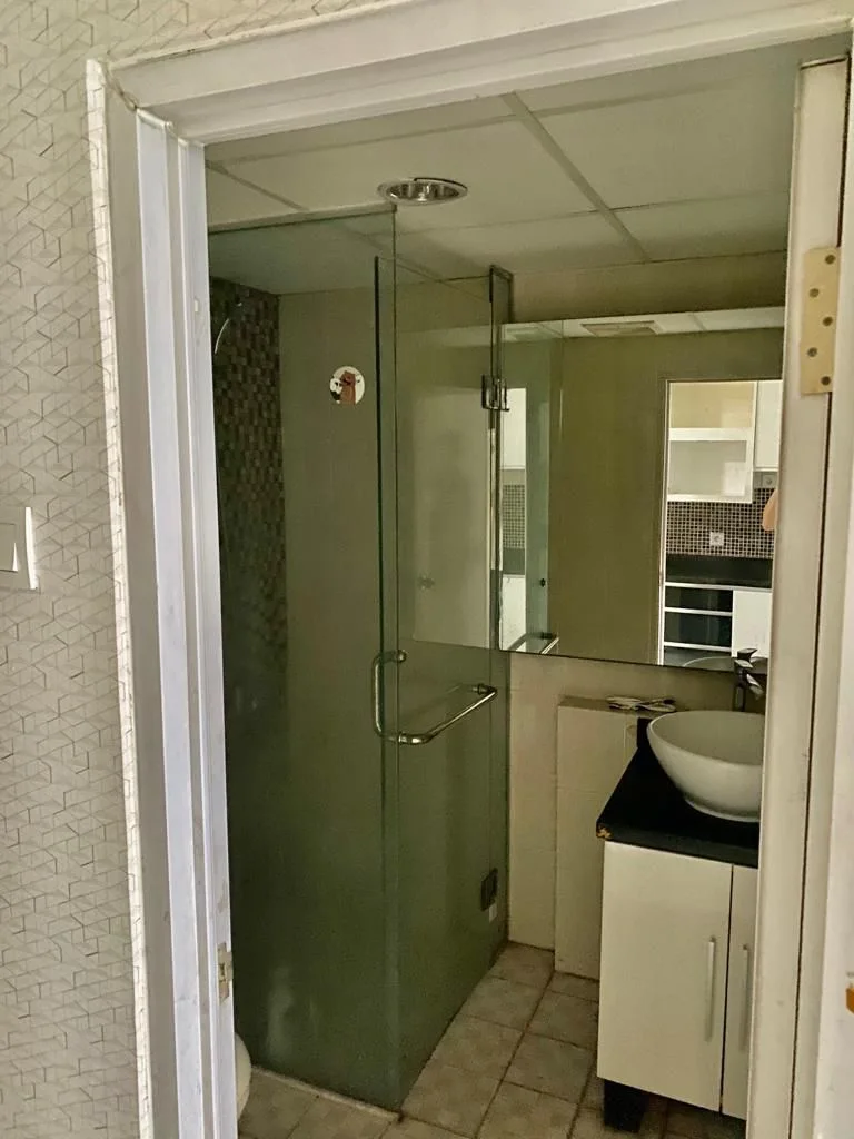 Disewakan Apartemen Berkeley yang Berlokasi Strategis di Kawasan Kampus Ciputra, Surabaya Barat - Thumbnail 3