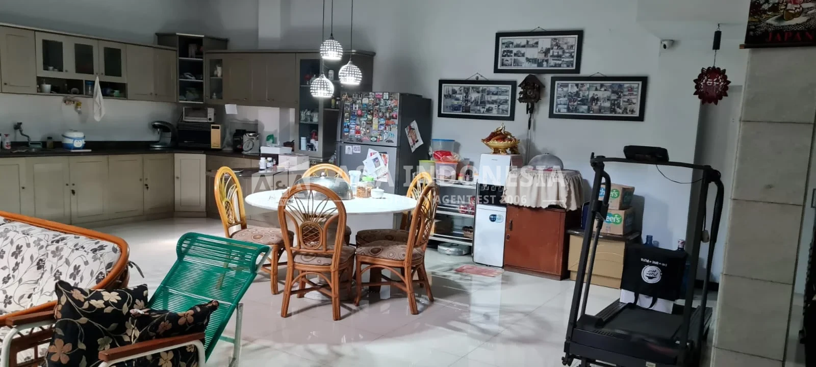 Dijual Rumah Mewah 2 Lantai Siap Huni di Jalan Asahan Surabaya Pusat - Thumbnail 5