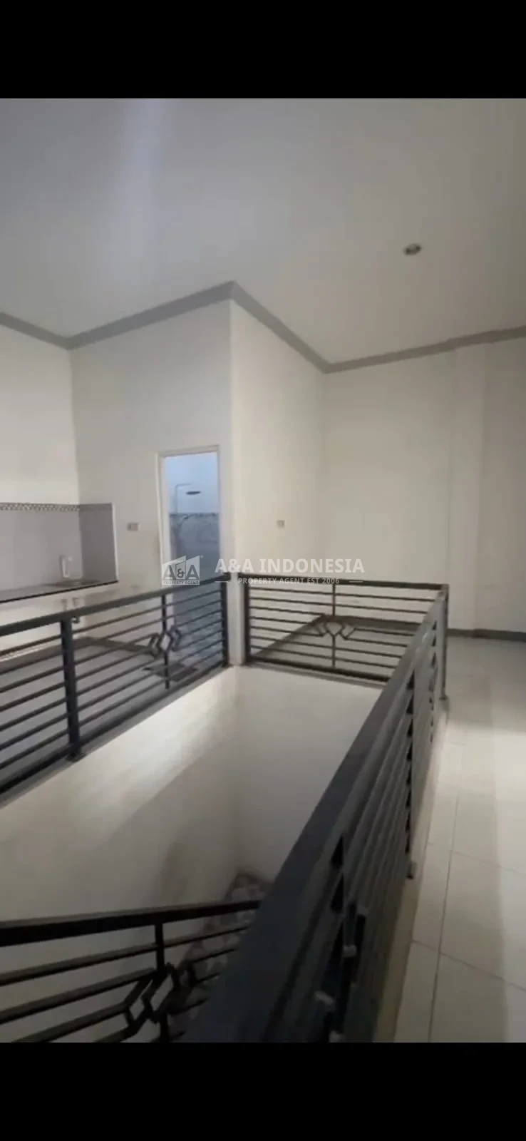 Disewakan Ruko Strategis di Balongsari Tama, Surabaya Barat - Thumbnail 4