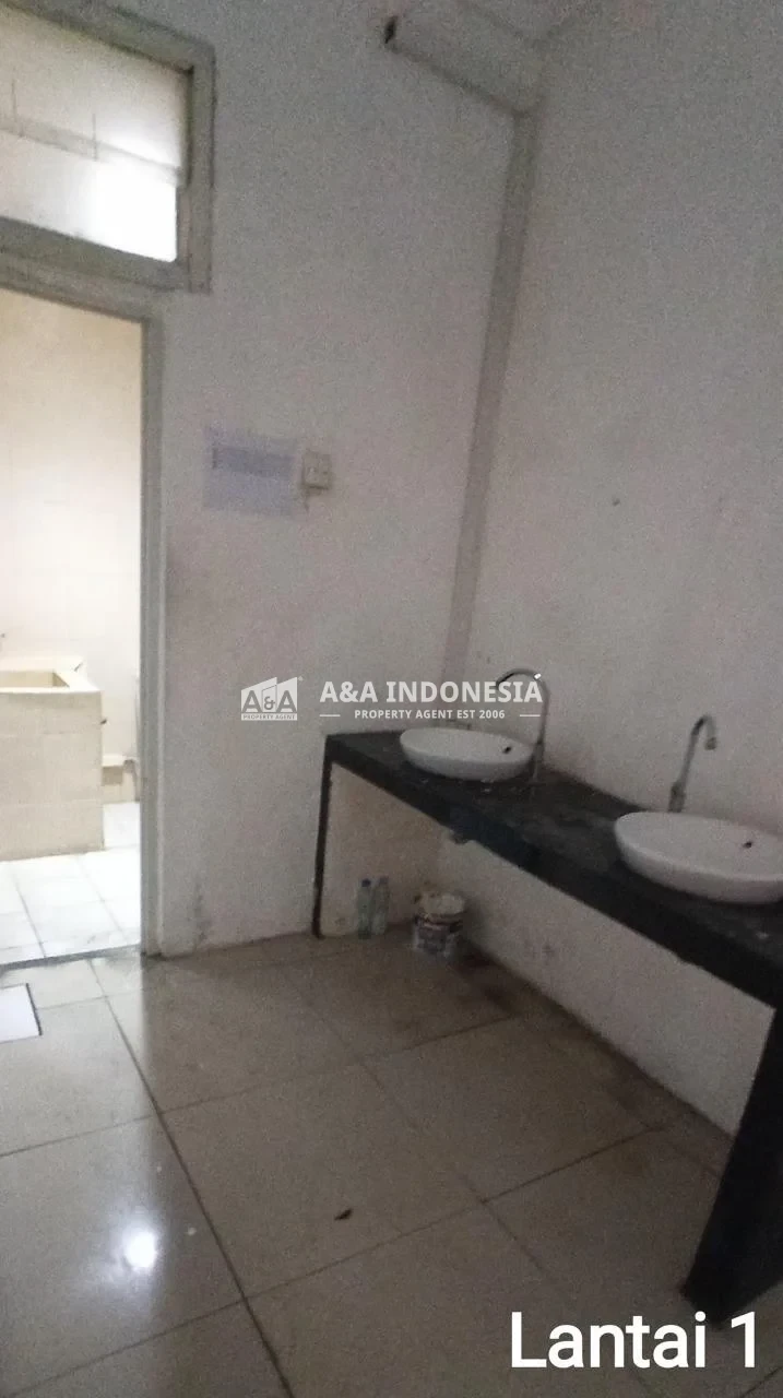 Dijual/Disewakan Ruko Strategis Area Komersial di Komplek RMI Ngagel Surabaya Timur - Thumbnail 6