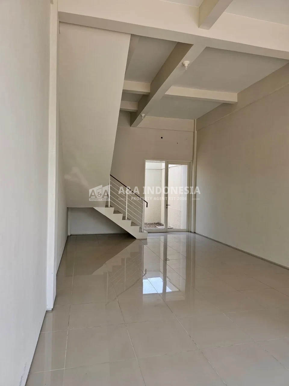 Jual Ruko 3 Lantai Lokasi Komersial Strategis di Northwest Boulevard Citraland Utara Surabaya Barat - Thumbnail 3