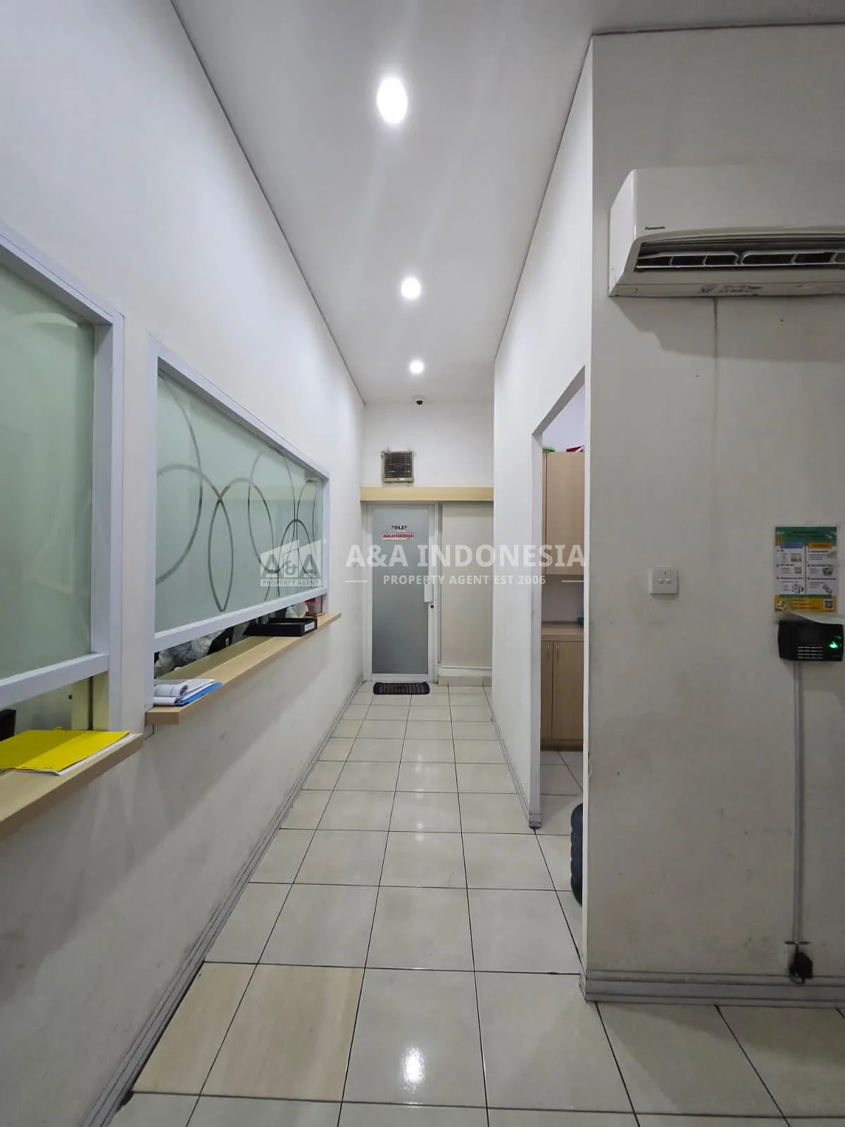 Dijual Dua Unit Ruko Komersial di Kawasan Cilegon Business Square Jakarta Barat - Thumbnail 2