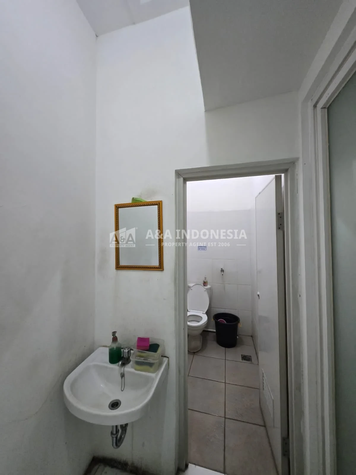 Dijual Dua Unit Ruko Komersial di Kawasan Cilegon Business Square Jakarta Barat - Thumbnail 3
