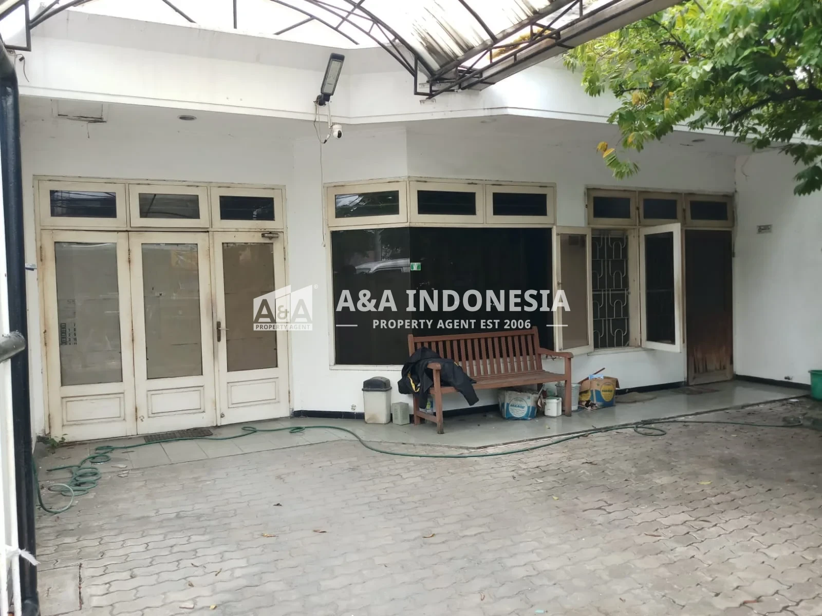 Dijual Rumah Usaha Lokasi Strategis Kedungsari Surabaya Pusat - Thumbnail 2