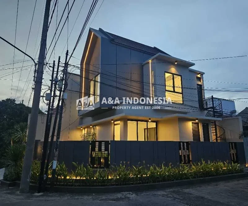 Dijual Rumah Baru Gress 2 Lantai Type Scandinavian Babatan Pantai Surabaya Timur - Image 1