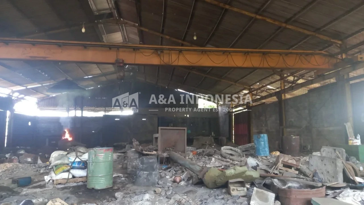 Dijual Bangunan Peleburan Besi Di Kawasan Jetis, Mojokerto
