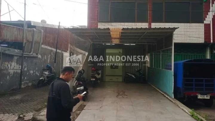 Disewakan Ruko Lokasi Strategis Cocok Untuk Usaha Traffic Ramai Raden Saleh Surabaya Pusat - Thumbnail 2