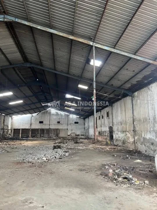 Dijual Murah Gudang Strategis di Dumar Industri, Surabaya Barat - Image 1