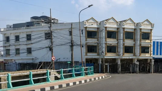 Disewakan 5 Unit Ruko Jejer Di Wilayah Strategis di Jalan Undaan, Surabaya Pusat