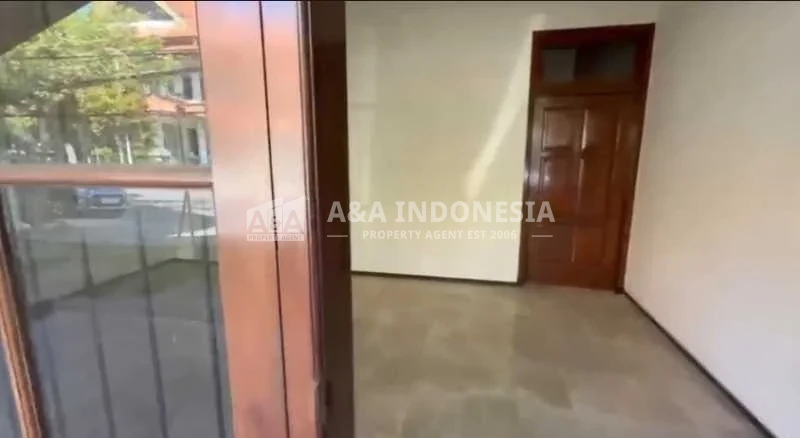 Disewakan Rumah Di Wilayah Dukuh Kupang Barat, Surabaya Barat - Thumbnail 2