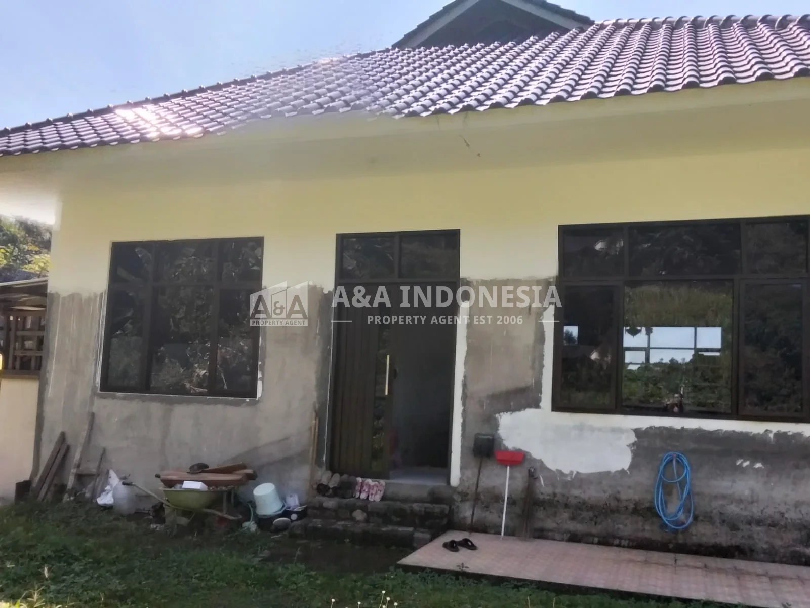 DIJUAL VILLA ASRI PUNCAK PRIGEN