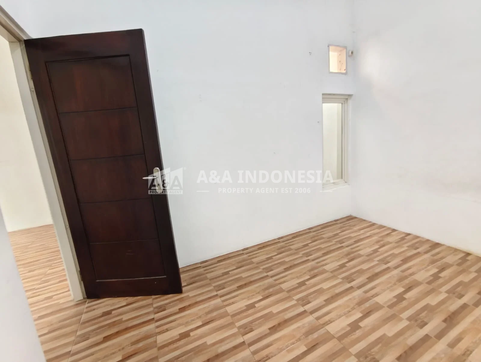 Jual Rumah Baru Siap Huni Gunung Anyar Tambak Lokasi Strategis Surabaya - Thumbnail 5