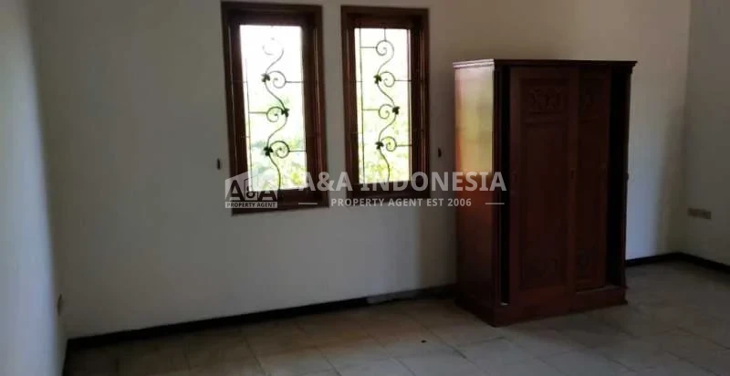 Disewakan Rumah Di Kawasan International Village, Surabaya Barat - Thumbnail 2