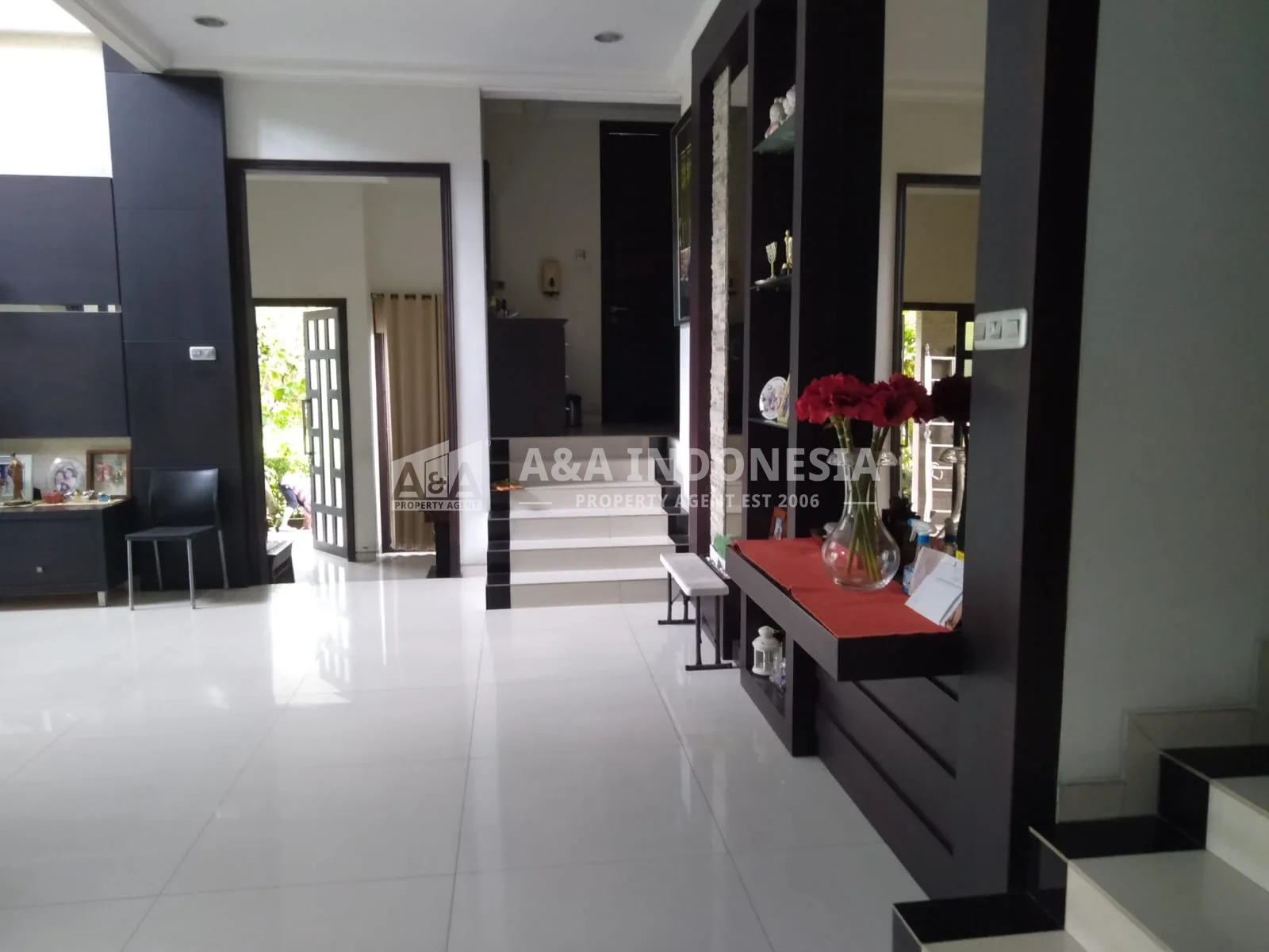 Dijual Rumah Mewah Kawasan Bukit Telaga Golf Citraland Surabaya Barat - Thumbnail 7