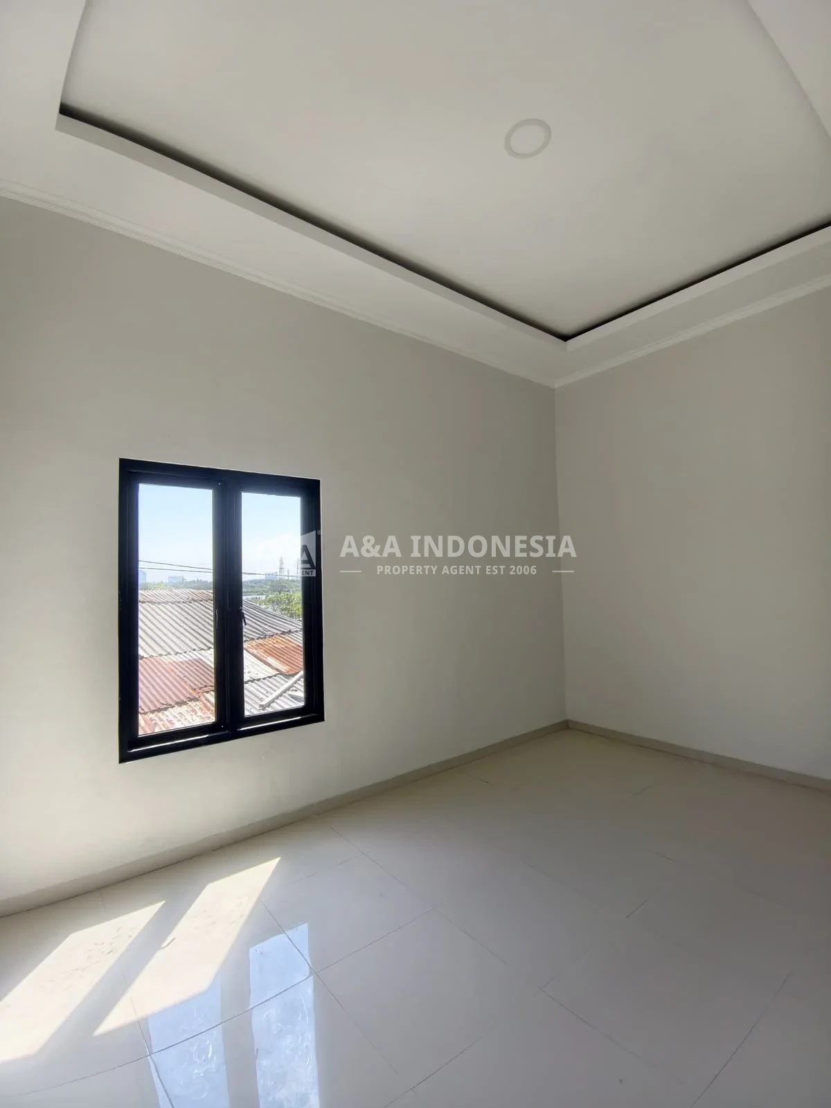 Dijual Rumah Minimalis Lokasi Strategis 2 Lantai Full Bangunan Bumi Wonorejo Asri Surabaya Timur - Thumbnail 8