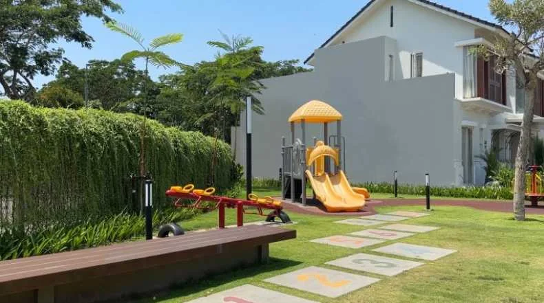 Dijual Rumah Dekat Pintu Tol di Grand Harvest Cluster Arcadia Surabaya - Thumbnail 6